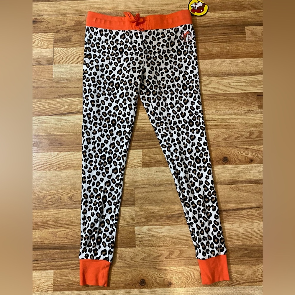 Buc-ee’s Leopard Sleep Pants Size Small NWT
